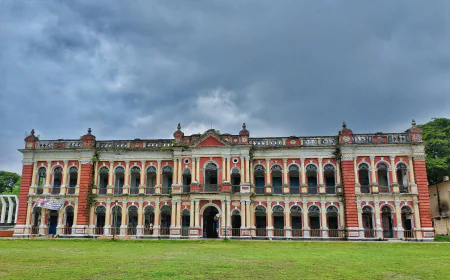 Narayanganj's Murapara Zamindar Bari: A Unique Example of Architectural Style 