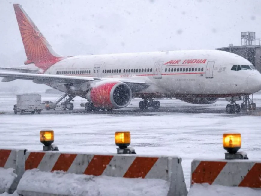 Emirates, Etihad and Air India Cancel UAE–US Flights as Snowstorm Hits East Coast