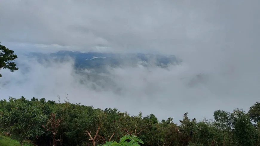 Eid tourists flood Bandarban