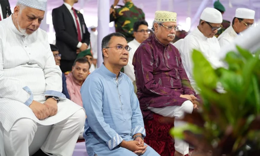 President, PM offer Eid prayers together at Eidgah Maidan