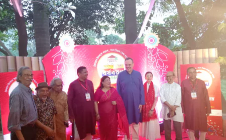 Baishakhi art exhibition at Gulshan Society Lake Park