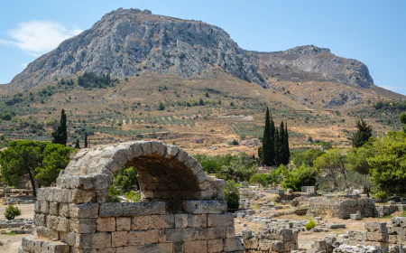 How to visit Ancient Corinth from Athens