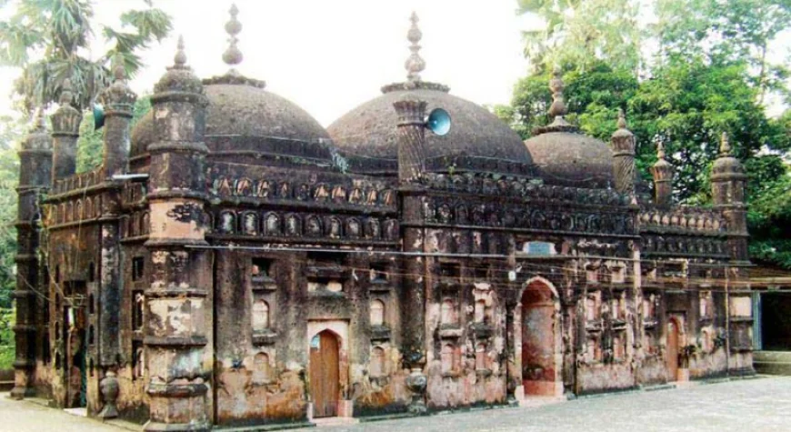 Gholdari Shahi Jame Mosque: A remarkable architectural relic in Chuadanga