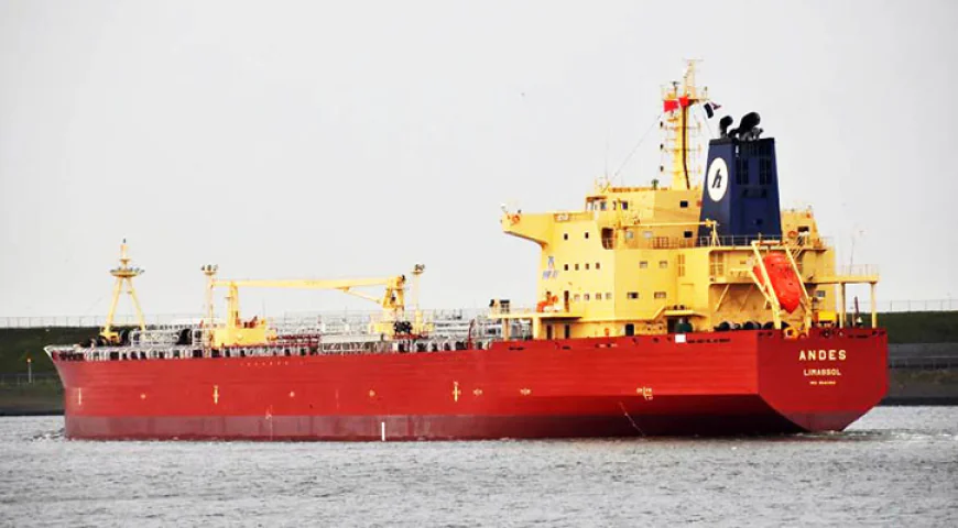 Chinese jet fuel tanker reaches Chattogram Port