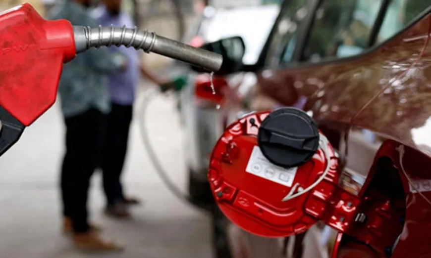 Govt extends Fuel Pass system to private cars