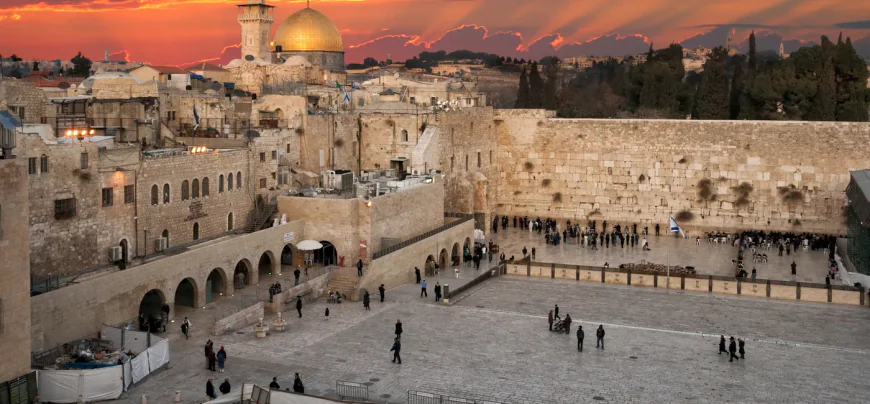 Global security expert offers travel guidance amid Mideast crisis