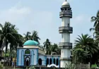 ইতিহাসের সাক্ষী দিনাজপুরের ৪২২ বছরের পুরোনো মসজিদ