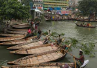 Buriganga boatmen struggle amid slow tourist flow