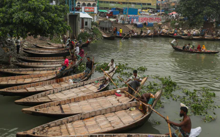 Buriganga boatmen struggle amid slow tourist flow