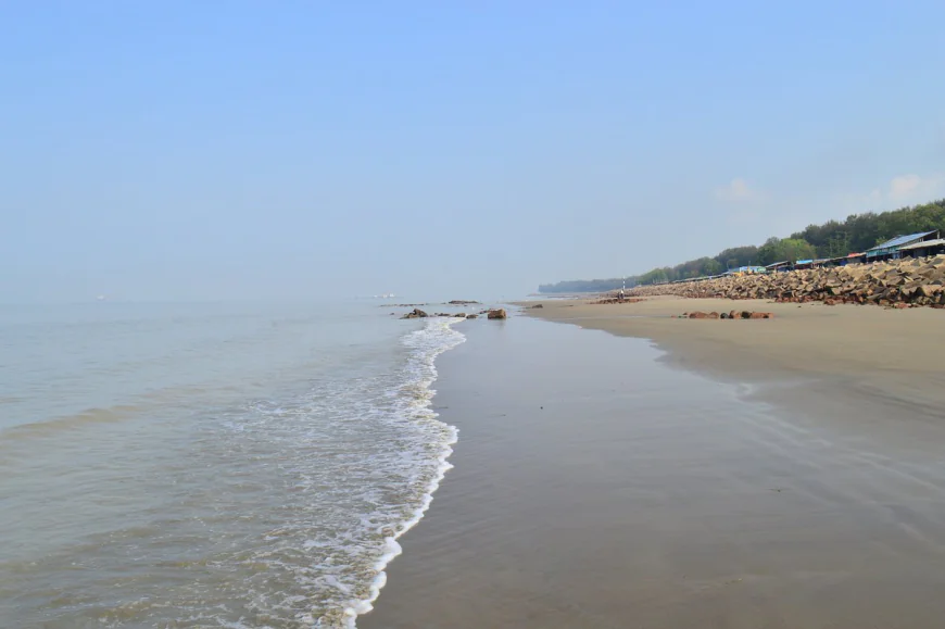 Travel slowdown hits key tourism hubs in Chattogram