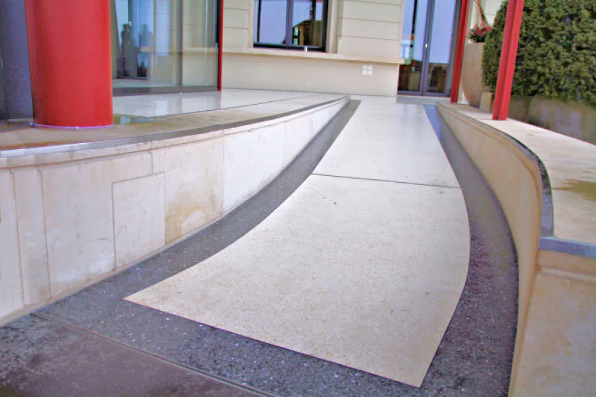 No licence for hotels, restaurants sans ramps