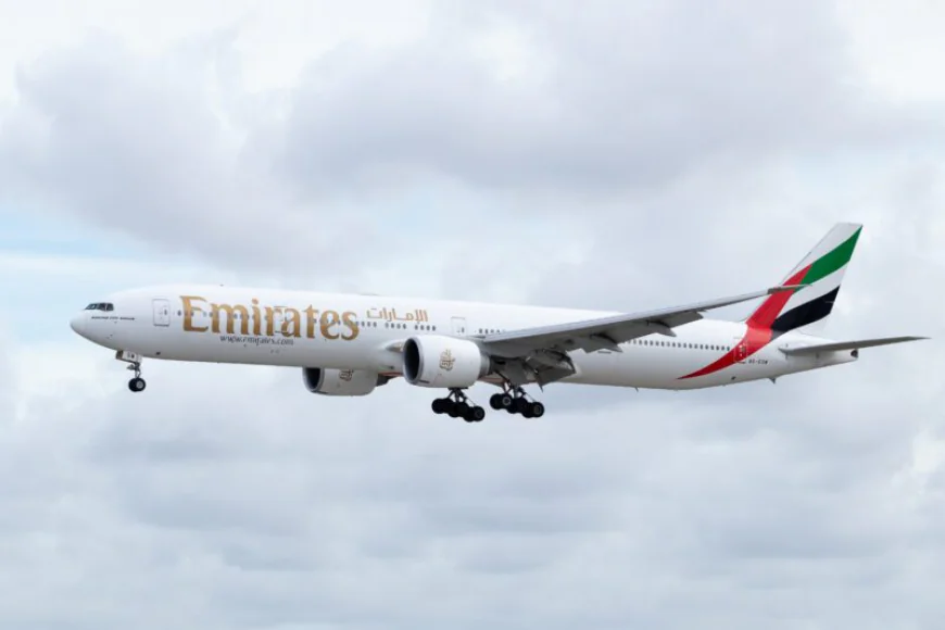 Emirates Boeing 777 pilots declare fuel emergency in Miami