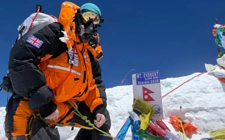 Story of a deaf British Everest man
