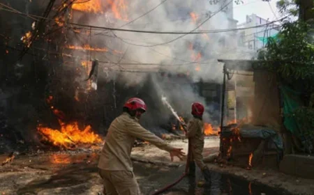 Bangladeshi dies in Delhi hotel blaze