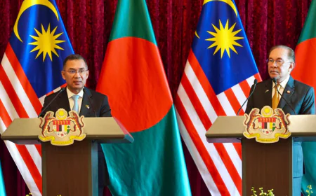 PM urges Malaysia to reopen labour market