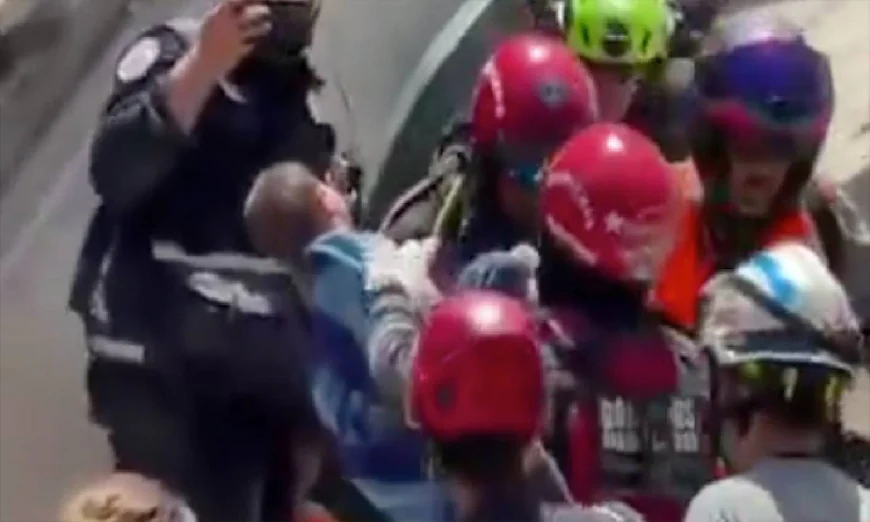 Boy rescued three days after Venezuela quakes
