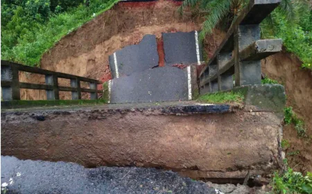 Bridge collapse snaps Rangamati-Bandarban road link