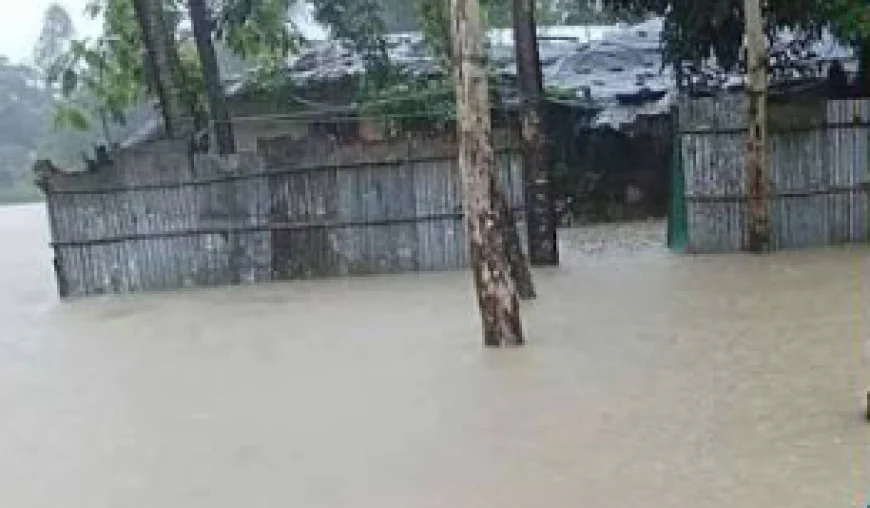 Heavy rain triggers landslides in hill districts