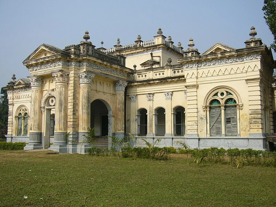 Visit Rajbari for glimpses of lost palaces