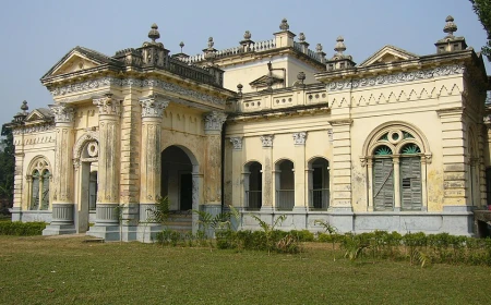 Visit Rajbari for glimpses of lost palaces