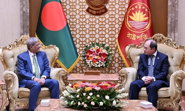 President urges Vietnam to ease visa process for Bangladeshi citizens