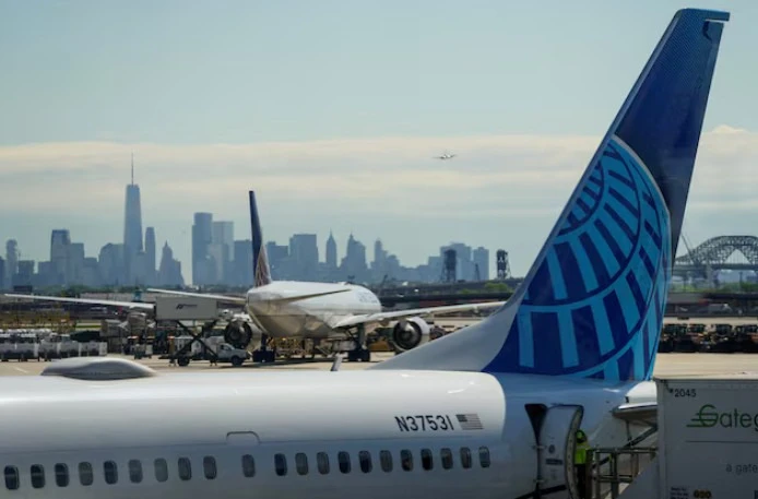 Telecom outage disrupts thousands of US flights