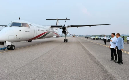 Aviation Minister visits Dhaka Airport after Biman emergency landing